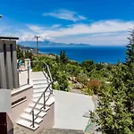 Дом отдыха Dn Coast By 